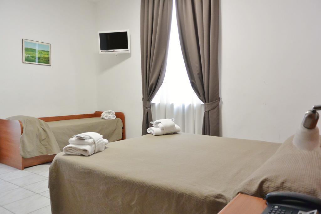 Hotel Trentina Milán Exteriér fotografie